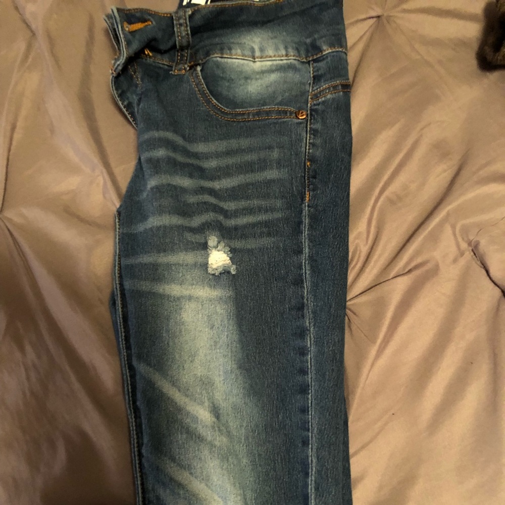 Jeans